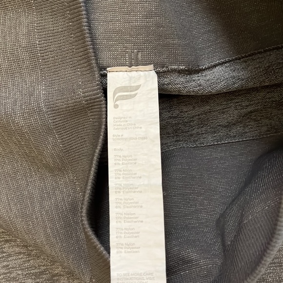 Fabletics grey rouched leggings size small - Picture 2 of 4
